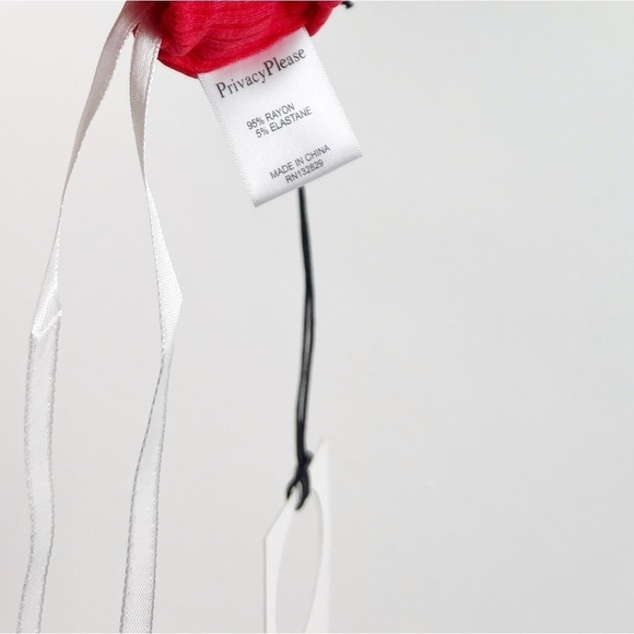 NWT Privacy Please Goldman Ribbed Snap Front Crop Tank Top in Red - Picture 6 of 6